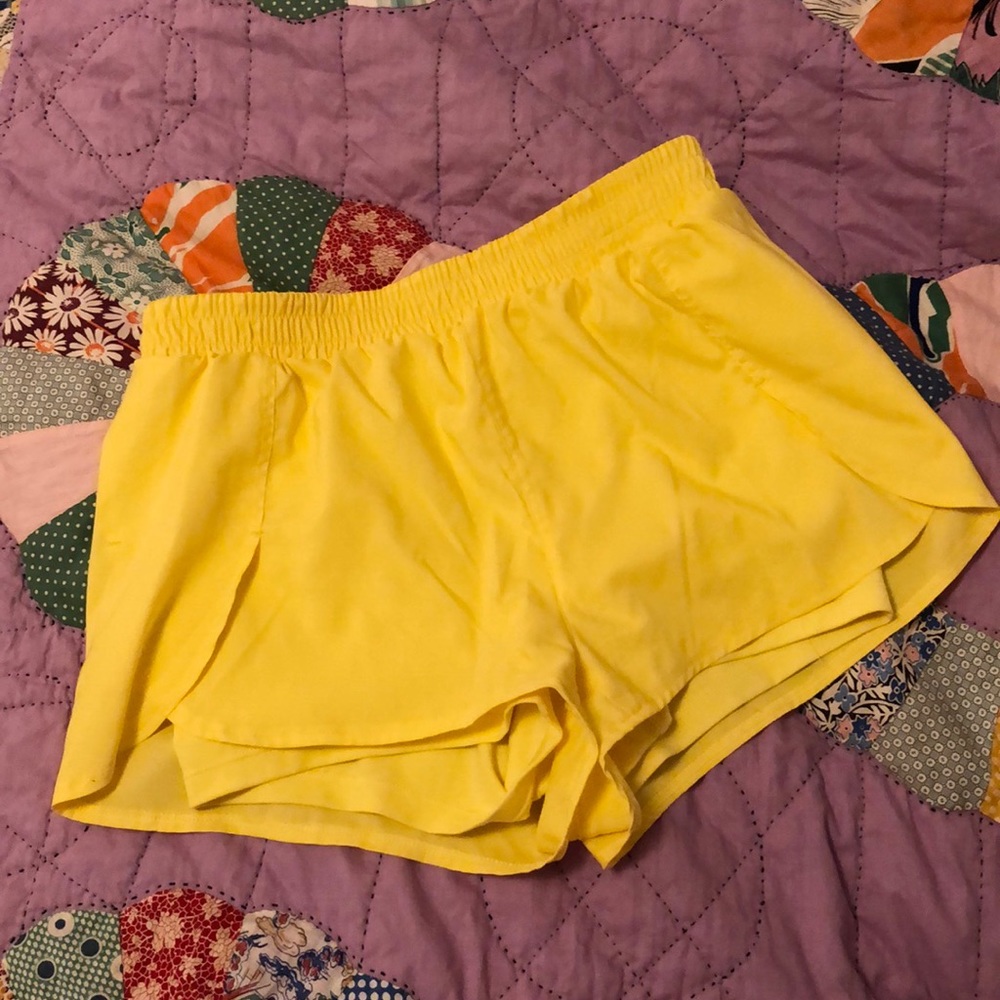 Girlfriend Collective Trail Shorts, Lemon